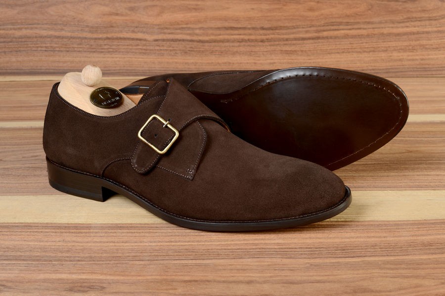 BROWN SUEDE  - Black 